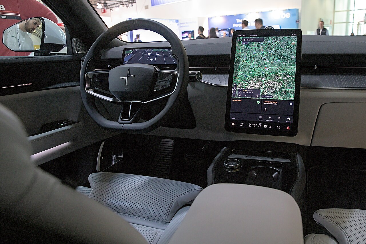 Polestar 3 left-hand-drive cabin and central touchscreen