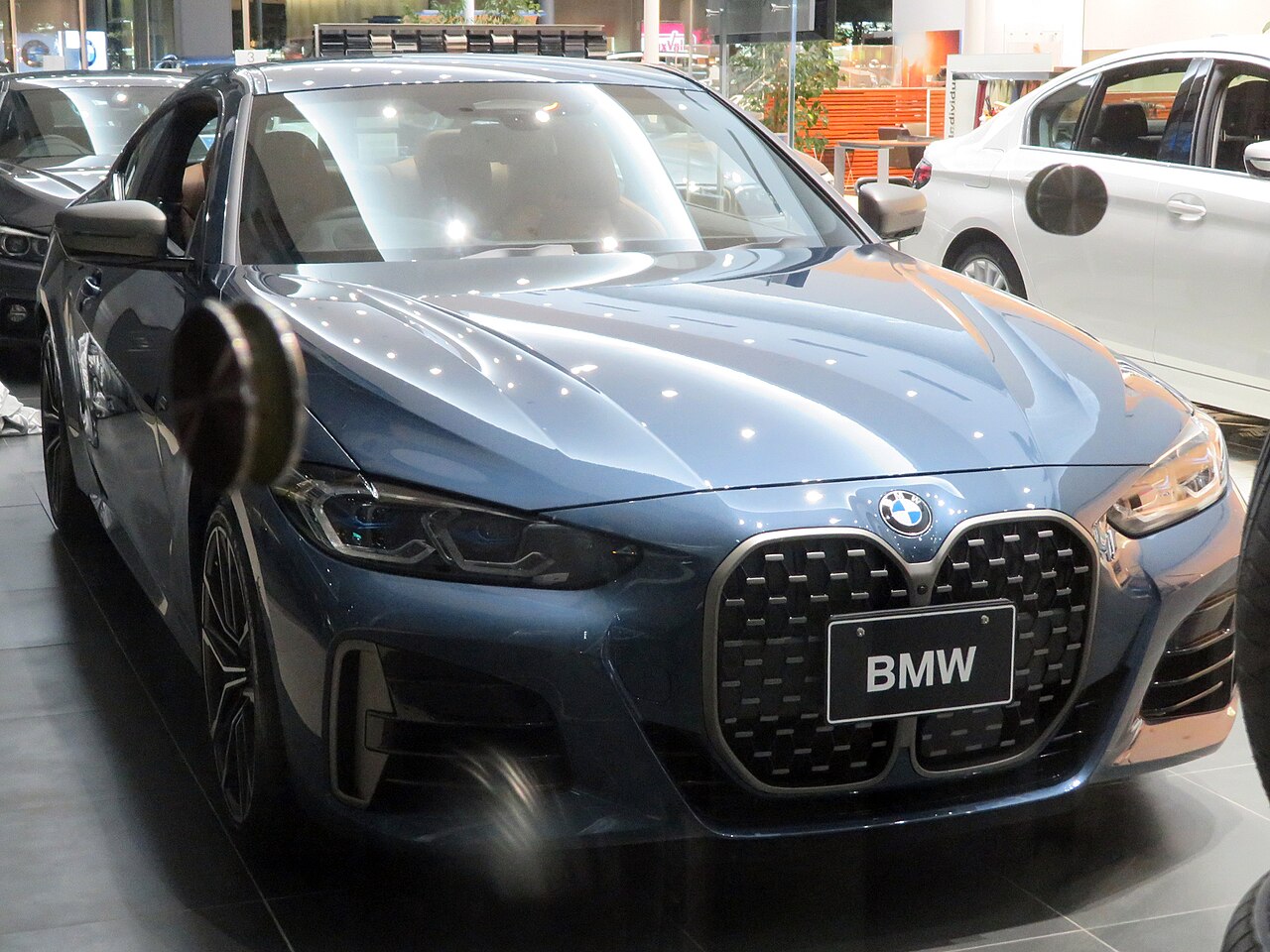 BMW M440i xDrive G22 Coupe, front view