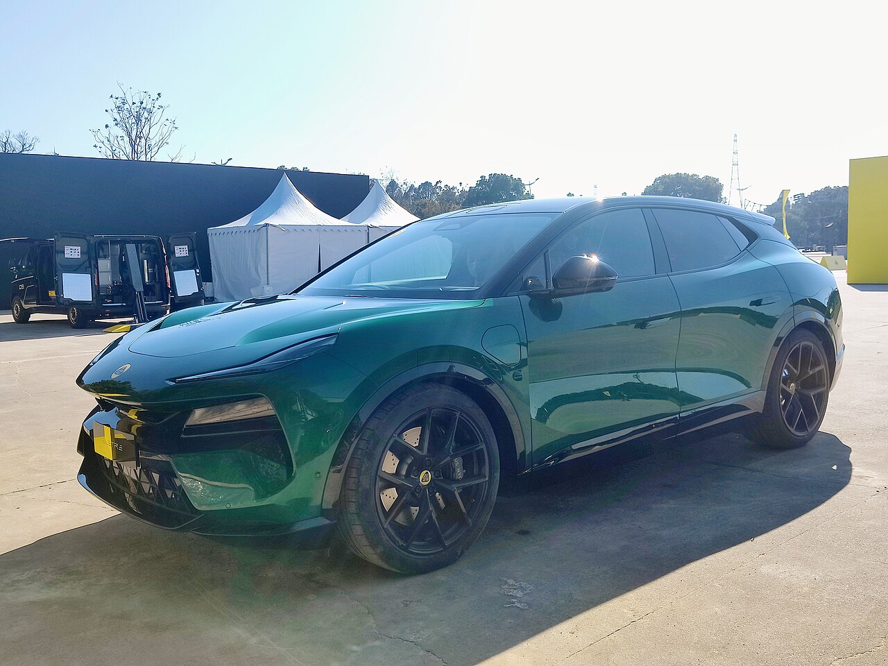 Green Lotus Eletre, front three-quarter view