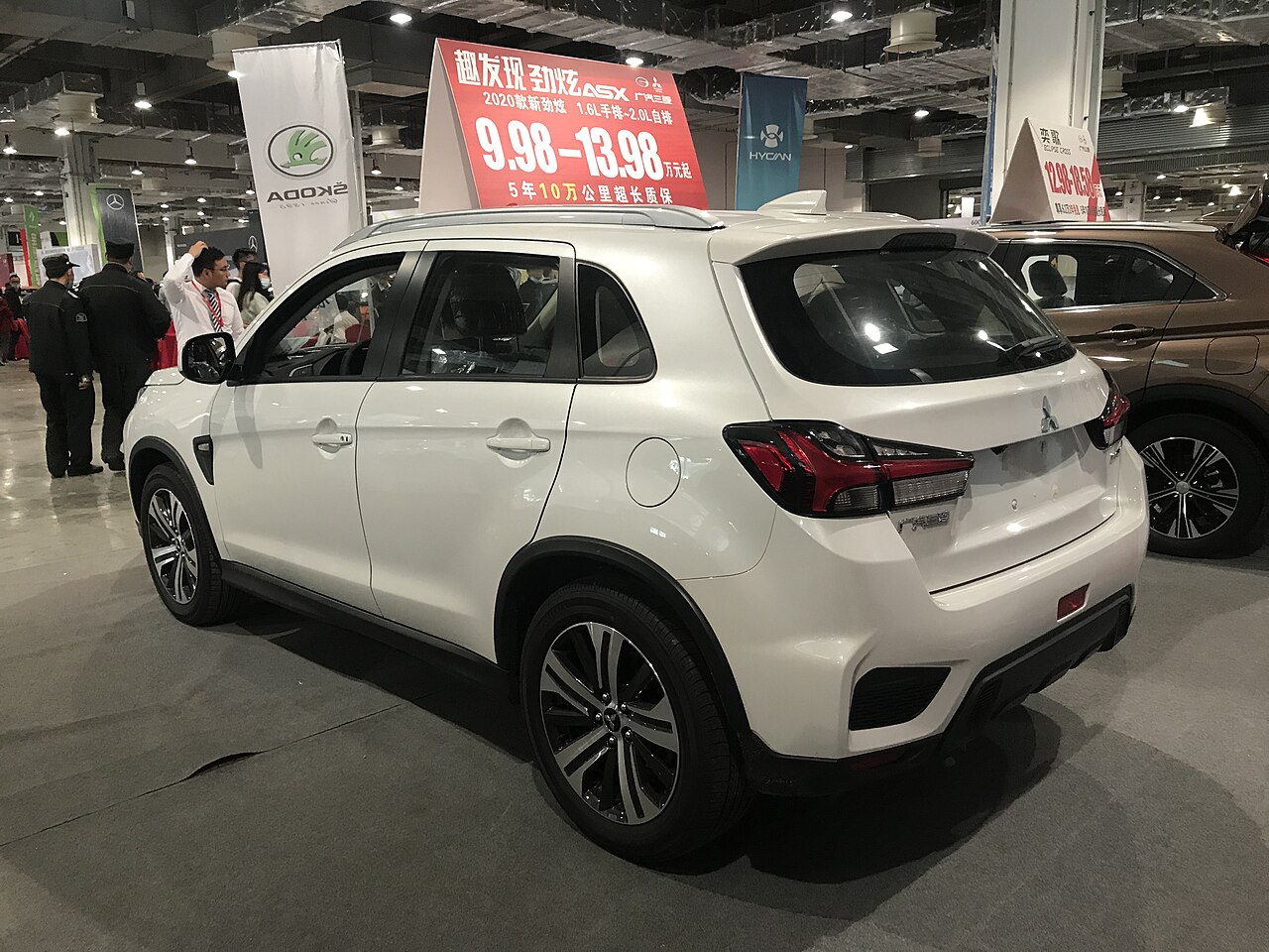 White Mitsubishi ASX, third-facelift rear three-quarter view