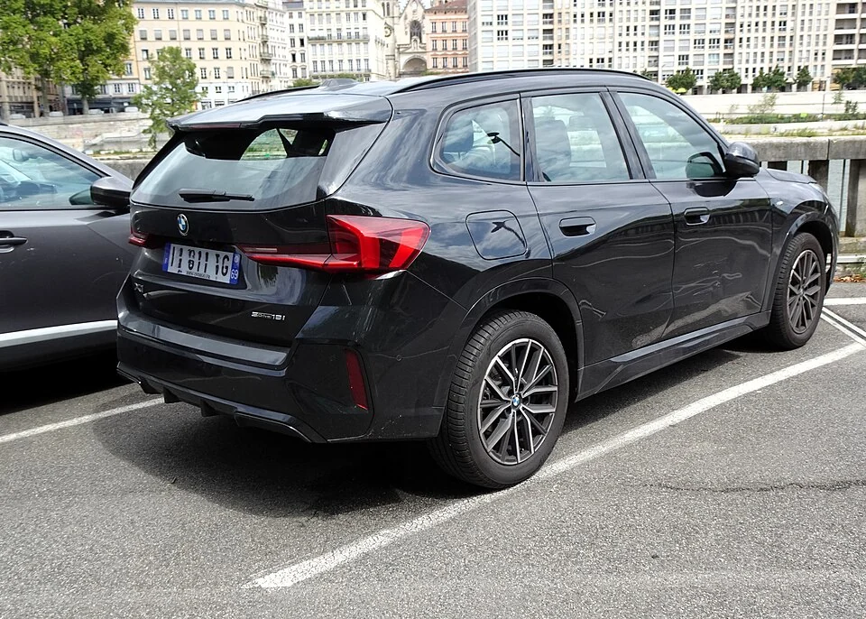 BMW X1 sDrive18i U11, rear view
