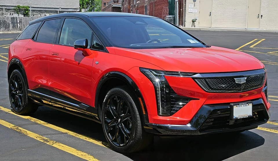 Front exterior — 2025 Cadillac OPTIQ photographed in the United States; launch-generation exterior, not a later performance variant.